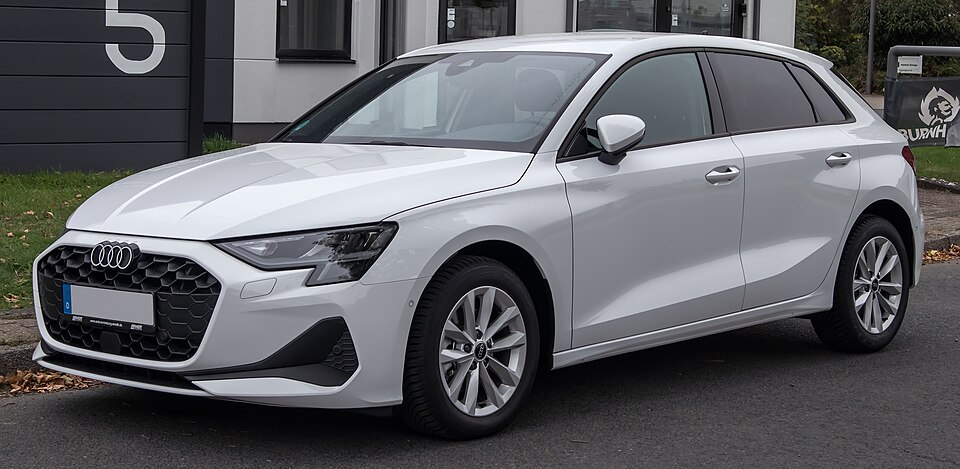 アウディ A3 Sportback