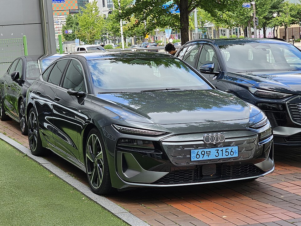 アウディ A6 Sportback e-tron