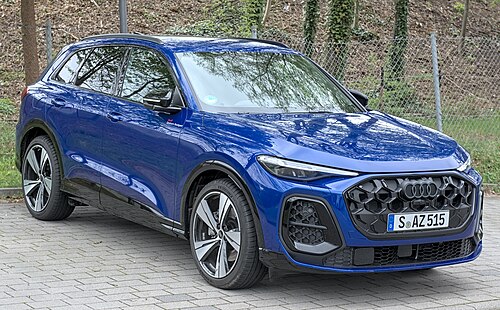 アウディ Q5