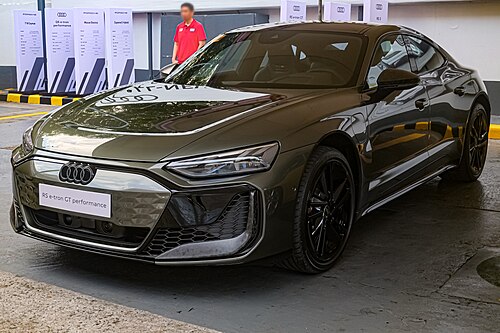 アウディ RS e-tron GT performance