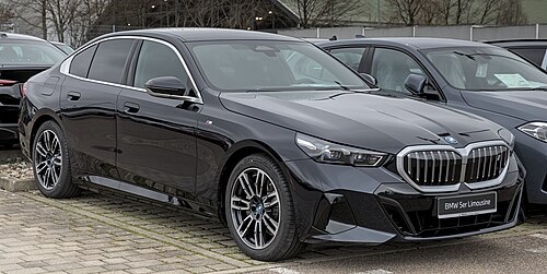 BMW i5 セダン