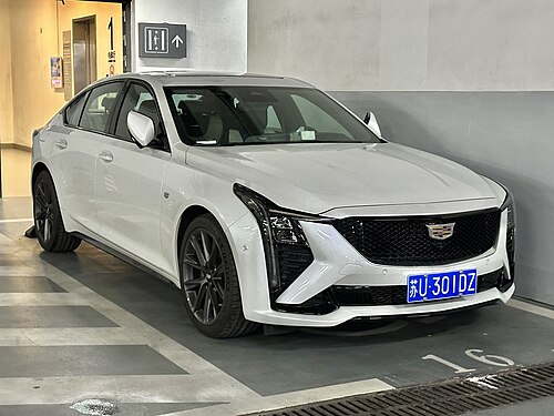 キャデラック CT5