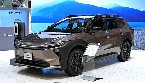 トヨタ bZ4X Touring